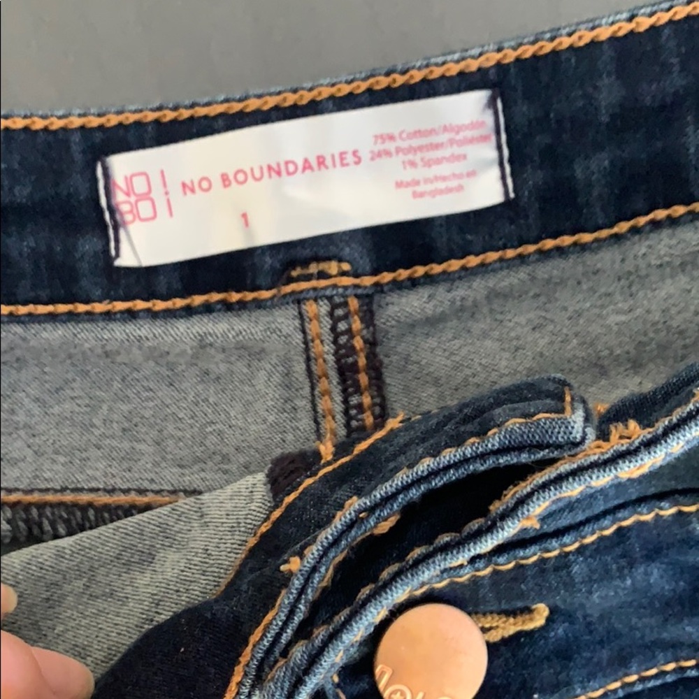 Shorts - Picture 2 of 2